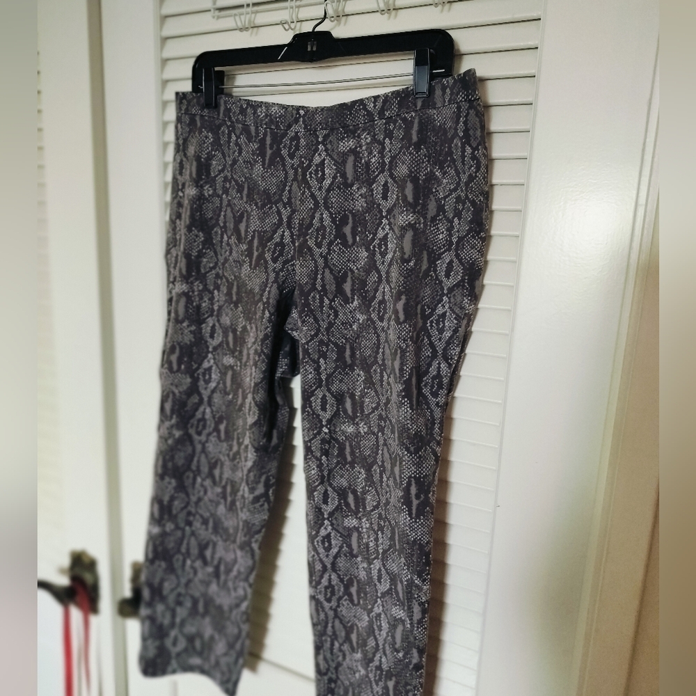 Isaac Mizrahi Live! Size 16 Pull On Elastic Waist Snakeskin Print Pants